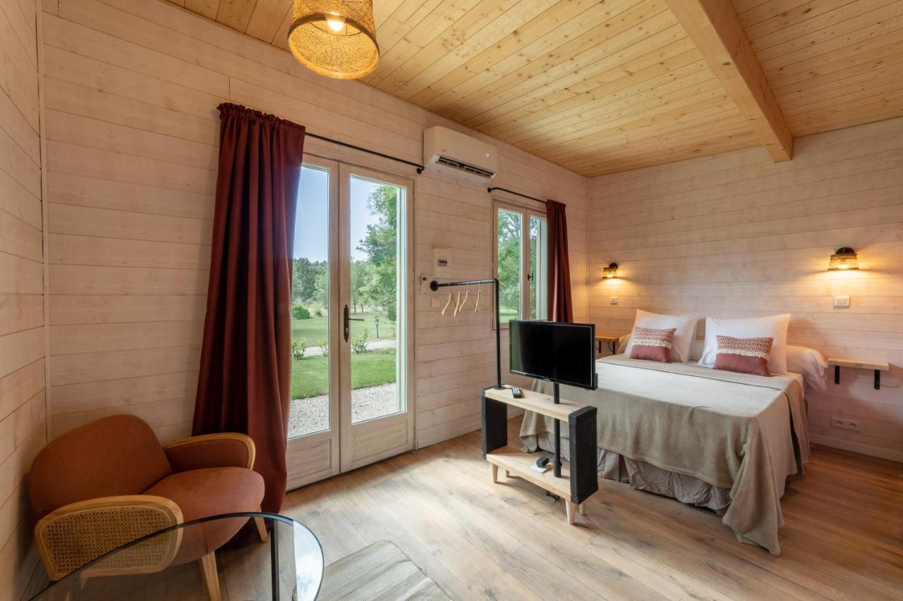 Le Mas Des Cerisiers Jacuzzi Et Sauna Inclus Pour Tous Les Logements 아비뇽 외부 사진
