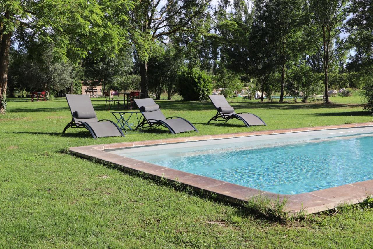 Le Mas Des Cerisiers Jacuzzi Et Sauna Inclus Pour Tous Les Logements 아비뇽 외부 사진